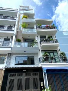Nhà HXH Xô Viết Nghệ Tĩnh 62m2, 4x16, 5 tầng BTCT, SHR nở hậu, có dòng tiền, 12.9 tỷ TL