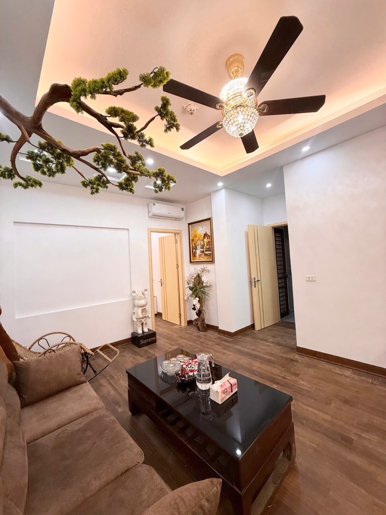 Không Mua Hôm Nay Là Mất! Căn Sổ Đỏ Riêng Trung Tâm Cầu Giấy Cực Hiếm!