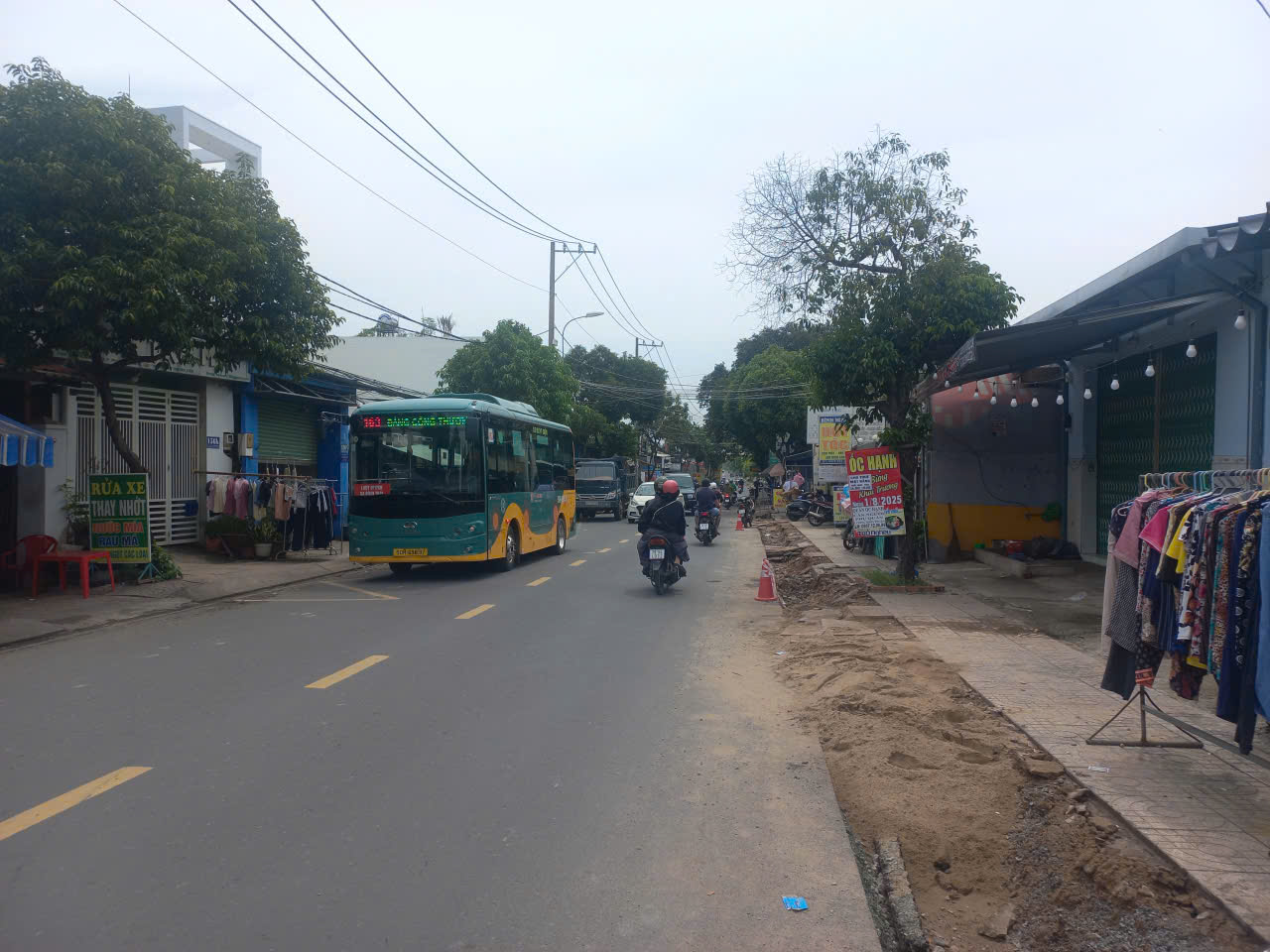 Quận 9-B-Á-N Đ.ất Tặng nhà Ngay Trường Cao Đẳng GTVT