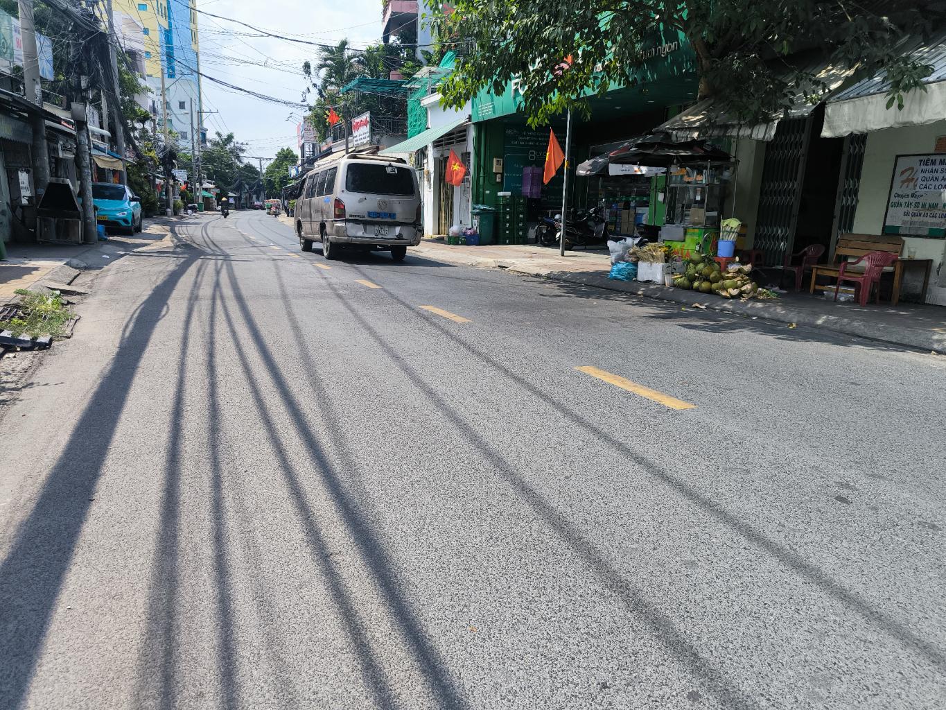 B-Á-N G.ẤP NHÀ MT-KD - NGAY TÒA NHÀ MOBIFONE