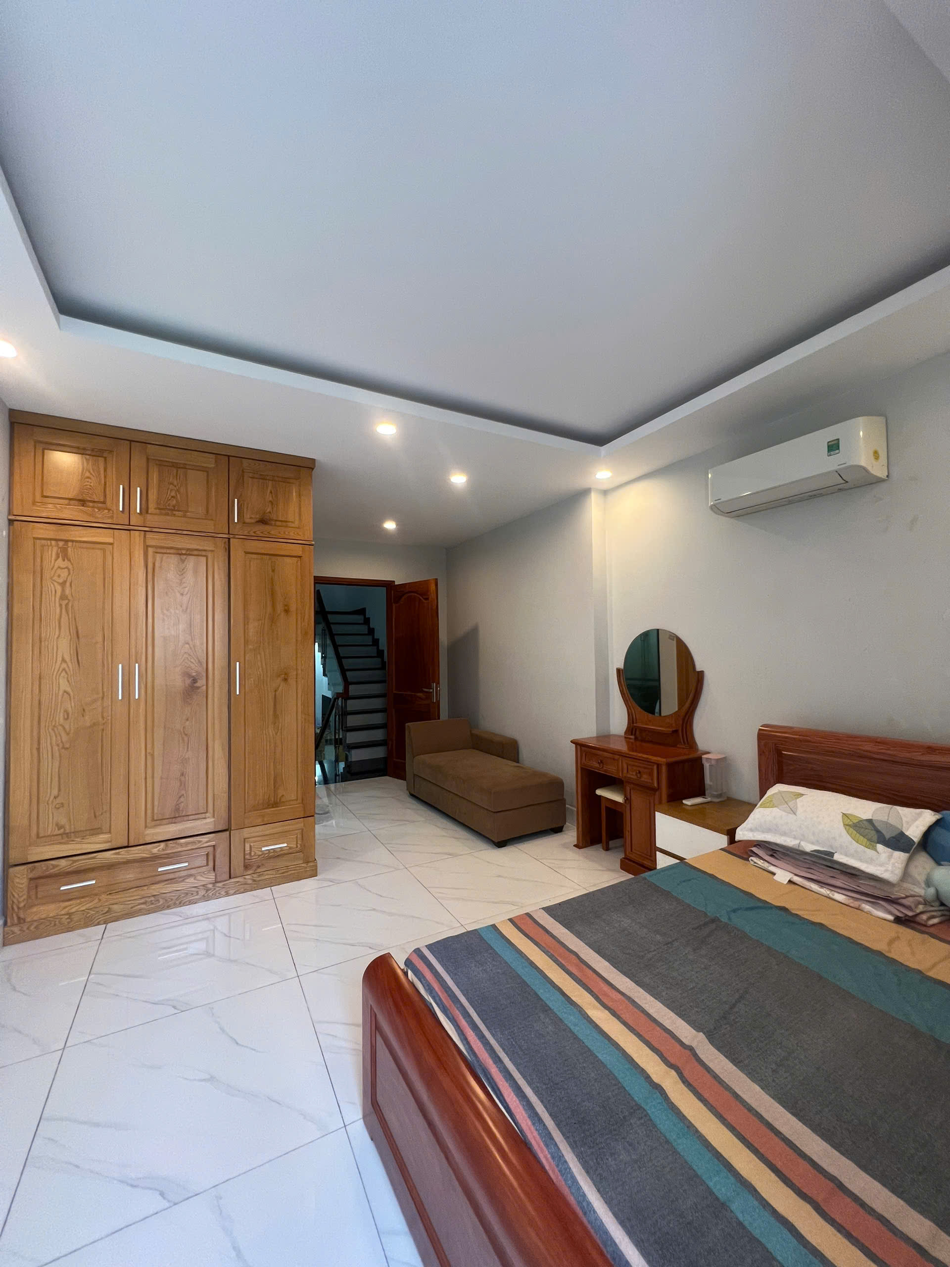 Q.9 B.Á-N Nhà 4 TẦNG khu Dân Cư Kiến Thiết