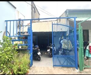 G.ẤP BÁ-N NHÀ NGAY NGÃ TƯ THỦ ĐỨC