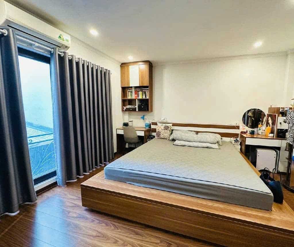 NHÀ MỚI ĐẸP CHẤT - TẶNG 80%NỘI THẤT XỊN XÒ  2 THOÁNG, KHU VỰC HIẾM NHÀ BÁN.