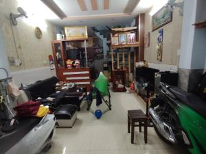 BÁN HUỲNH TẤN PHÁT NHÀ BÈ, NGANG 3 DÀI 8M, 1 TRỆT 2 LẦU, 3 PHÒNG NGỦ