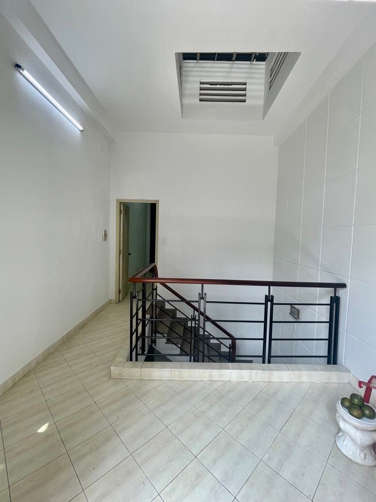 Nhà đẹp khu vip Tân Bình - cách nhà ga T3 chỉ 2p - giá cực tốt