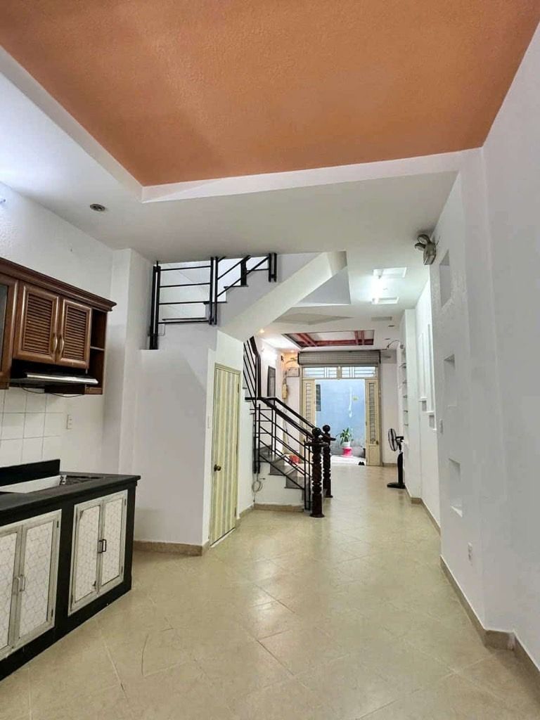 Nhà đẹp khu vip Tân Bình - cách nhà ga T3 chỉ 2p - giá cực tốt