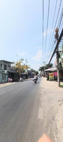 MẶT TIỀN ĐƯỜNG THỦ ĐỨC KHU PHÂN LÔ VỈA HÈ CÂY XANH 5TẤM 4PN  GIÁ TRỊ XÂY DỰNG CAO