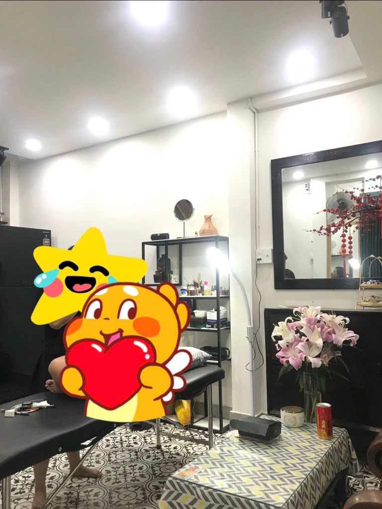 Bán nhà đẹp, gần mặt tiền, chỉ nhỉnh 2 tỷ .