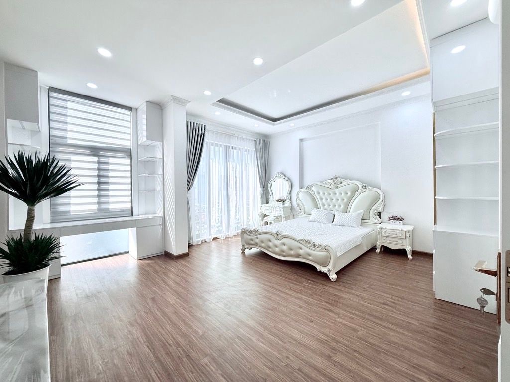 Đẹp xuất sắc - Chùa Bộc - 7 tầng thang máy - Full nội thất - 58m2 - Chỉ 19đ