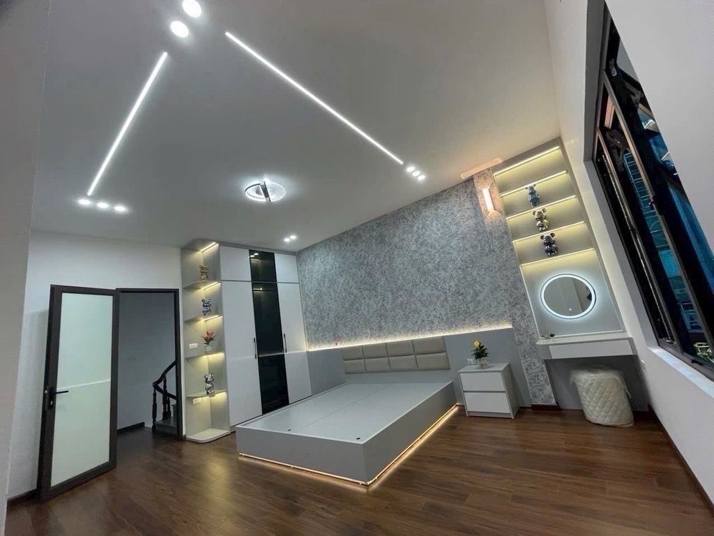 Bùi Xương Trạch - Đẹp long lanh - Ô tô đỗ cửa - 36m2 - 9.3 tỷ