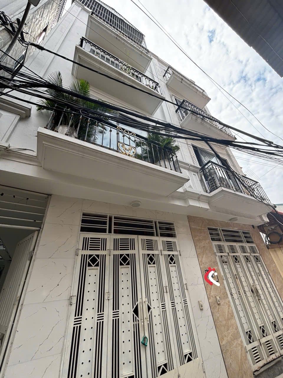 NHÀ PHỐ KINH DOANH - SỔ ĐẸP VUÔNG VẮN