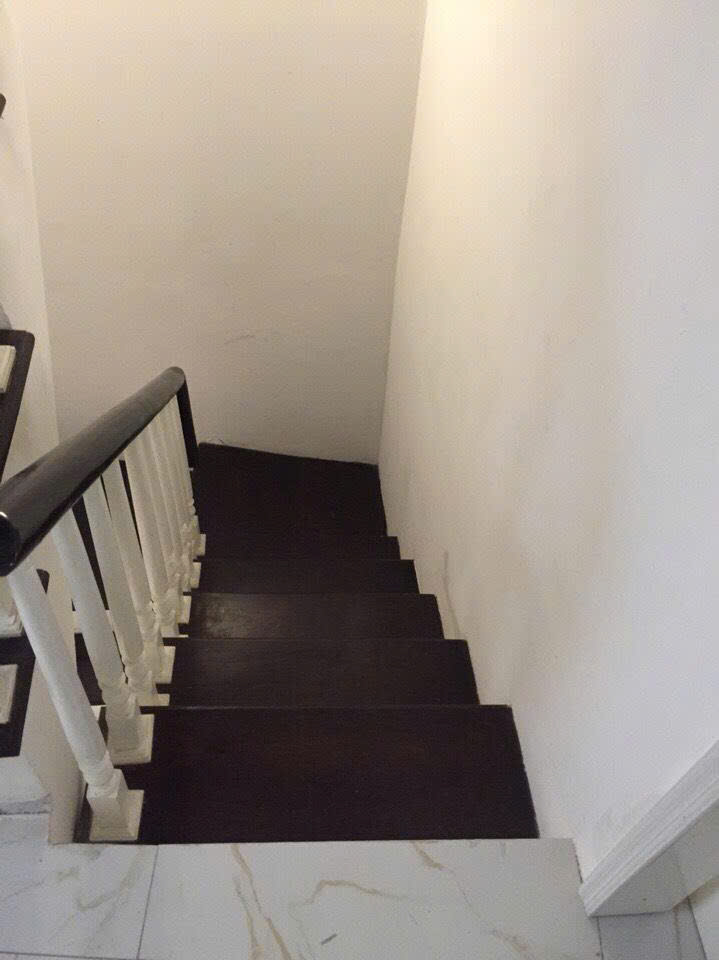Bán nhà ngõ ô tô đỗ cửa Vạn Bảo, 24m2, 4 tầng, nhỉnh 8 tỷ