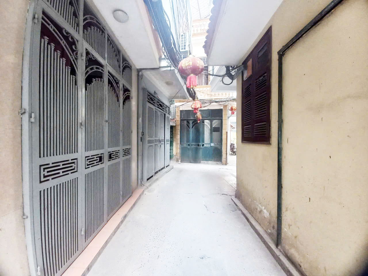 BÁN ĐẤT HIẾM NGÕ PHỐ THUỴ KHUÊ - 110M, SĐCC, 17,7 TỶ NGÕ YÊN TĨNH, VÀI BƯỚC RA HỒ TÂY - GẦN CHỢ DÂN SINH 