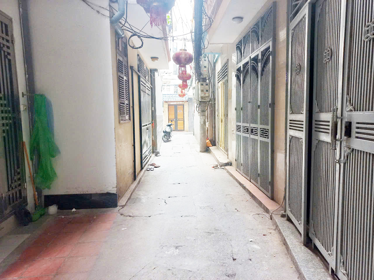 BÁN ĐẤT HIẾM NGÕ PHỐ THUỴ KHUÊ - 110M, SĐCC, 17,7 TỶ NGÕ YÊN TĨNH, VÀI BƯỚC RA HỒ TÂY - GẦN CHỢ DÂN SINH 