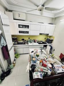 Bán nhà ngõ Kim Mã sát mặt đường