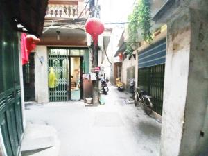 NHÀ NGÕ 460 PHỐ THUỴ KHUÊ - 66M X 2 TẦNG X 3,95 TỶ NGÕ YÊN TĨNH, VÀI BƯỚC RA HỒ TÂY - GẦN CHỢ DÂN SINH 