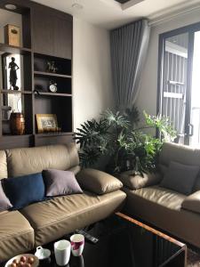 NHÀ CỰ KHỐI PHỐ BÁT KHỐI - Ô TÔ TRÁNH CÁCH 10M - 45M2 GIÁ ĐẦU TƯ.