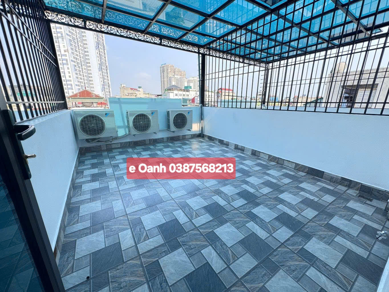 BÁN NHANH SIÊU PHẨM PHÂN LÔ NHÀ ĐẸP 5 TẦNG, FULL NỘI  THẤT XỊN XÒ, VÍT GA NHẸ RA MẶT ĐƯỜNG QUANG TRUNG