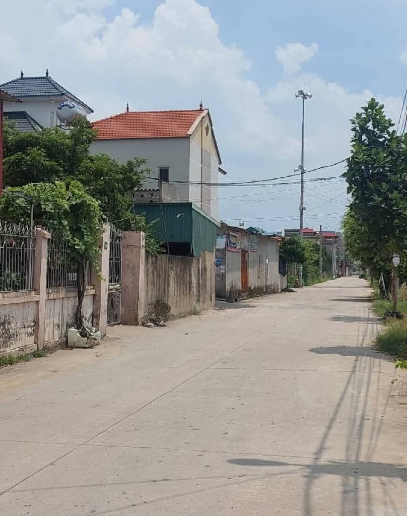 BÁN NHÀ MỚI XÂY 3T, 5,5 TỶ, TIÊN DƯƠNG