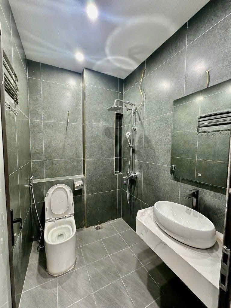 CHÍNH CHỦ NHỜ EM VIỆT BÁN NHÀ VỊ TRÍ ĐẸP, KHUÔN ĐẤT ĐẸP TẠI HÀ TRÌ 3