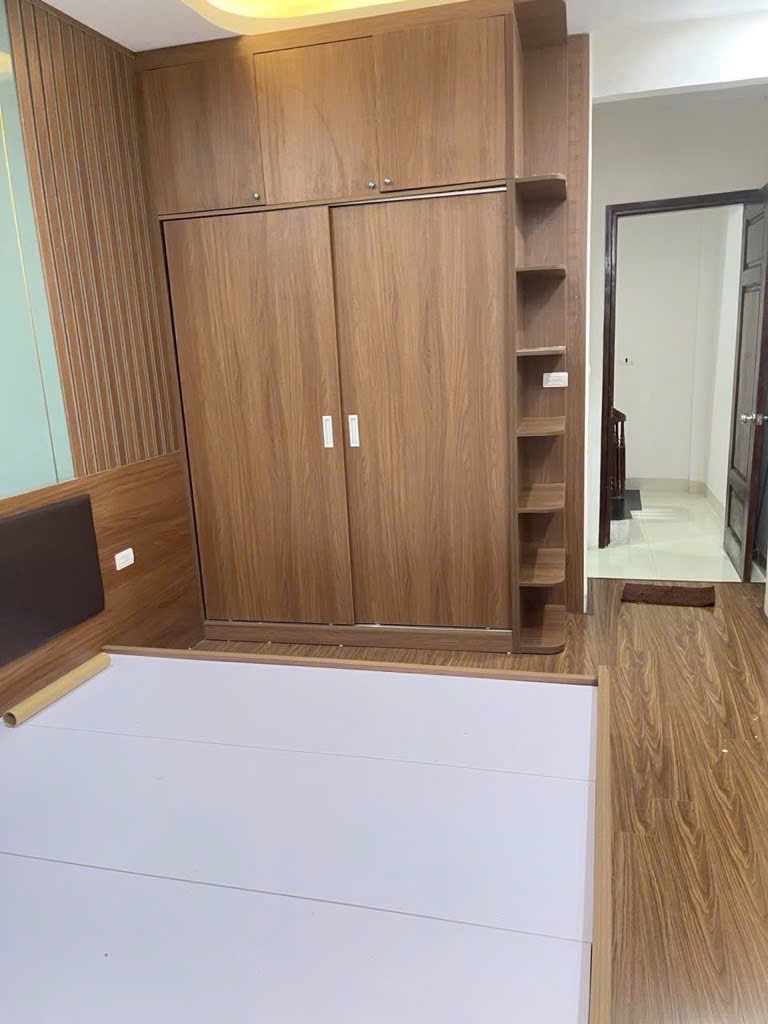 Bán nhà phố lụa Hà Đông diện tích 30m 5tầng