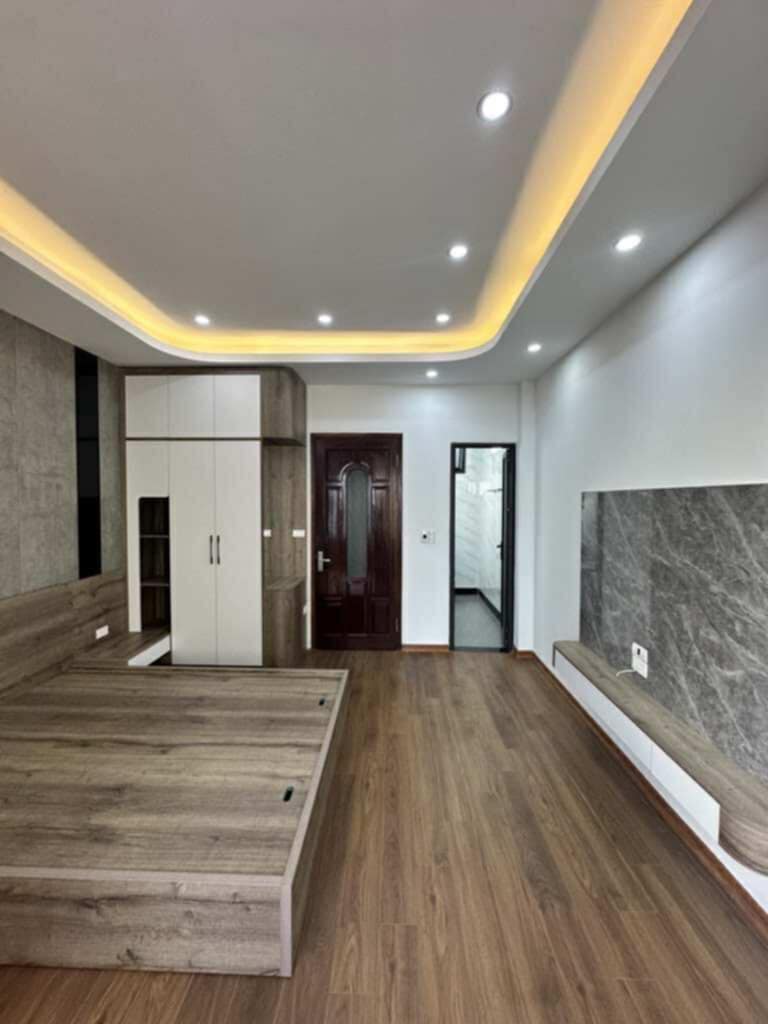 Chính chủ bán nhà 6 tầng lầu ở Khương Đình, Thanh Xuân