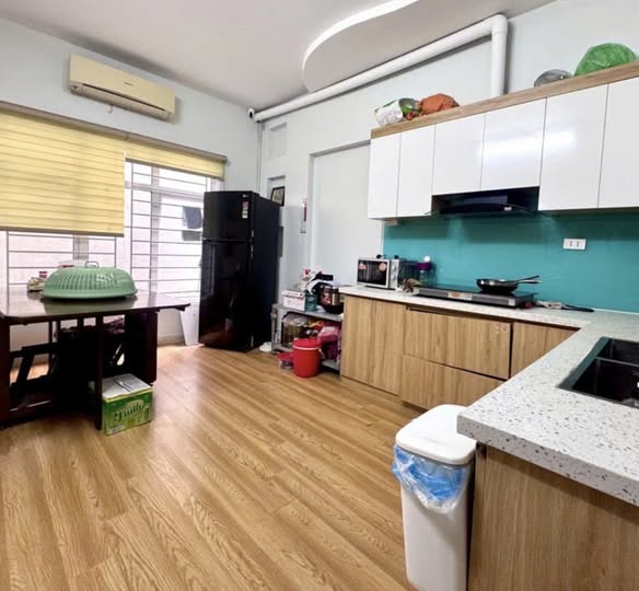 Bán nhà Trần Đại Nghĩa- Hai Bà Trưng. Nhà Lô Góc Xịn – 3 Bước Ra Ô Tô – 40M – 5 Tầng – 15.x Tỷ