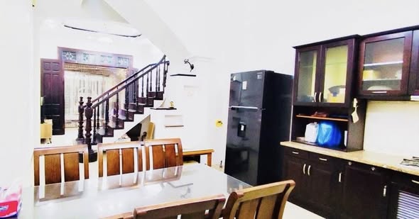 TRUNG TÂM BA ĐÌNH - NHÀ XÂY 40m x 5 TẦNG - NHÀ MỚI ĐẸP ĐÓN TẾT