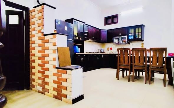 TRUNG TÂM BA ĐÌNH - NHÀ XÂY 40m x 5 TẦNG - NHÀ MỚI ĐẸP ĐÓN TẾT