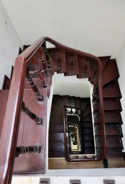 TRUNG TÂM BA ĐÌNH - NHÀ XÂY 40m x 5 TẦNG - NHÀ MỚI ĐẸP ĐÓN TẾT