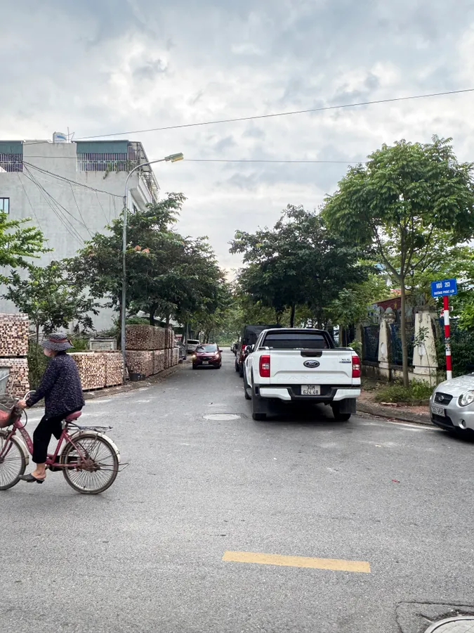 bán đất phúc lợi mt 4m dt 52m giá 13 tỷ