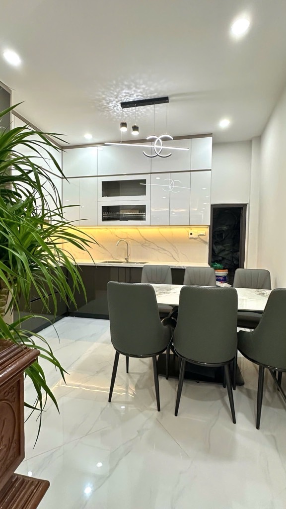 Bán nhà Hoà Bình 7 diện tích 41mx4 tầng. Giá 10,5 tỷ