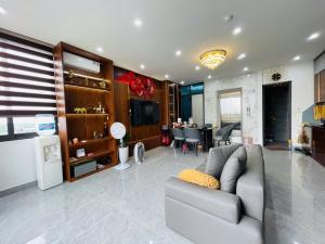 BÁN NHÀ MẶT NGÕ SÁT PHỐ MINH KHAI