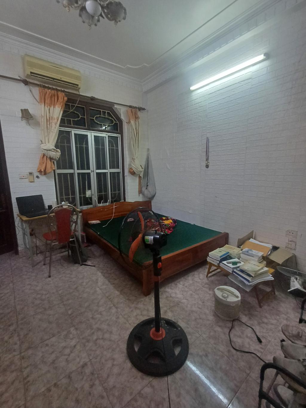 BÁN NHÀ ĐẠI LA – NGÕ TÂN LẠC – DIỆN TÍCH : 52m2 – 4 TẦNG – 6 NGỦ – GIÁ 8.6 Tỷ