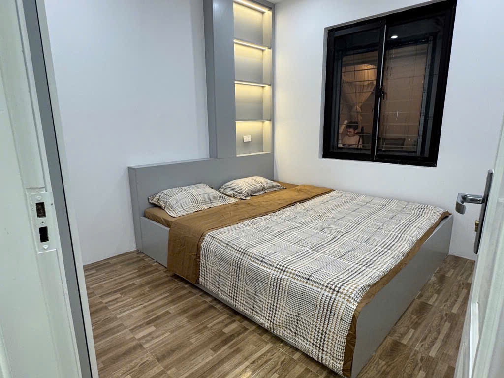 Bán nhà La Nội-giá 6,35 tỷ-diện tích 42 m2-full công năng-CĂN GÓC 3 THOÁNG