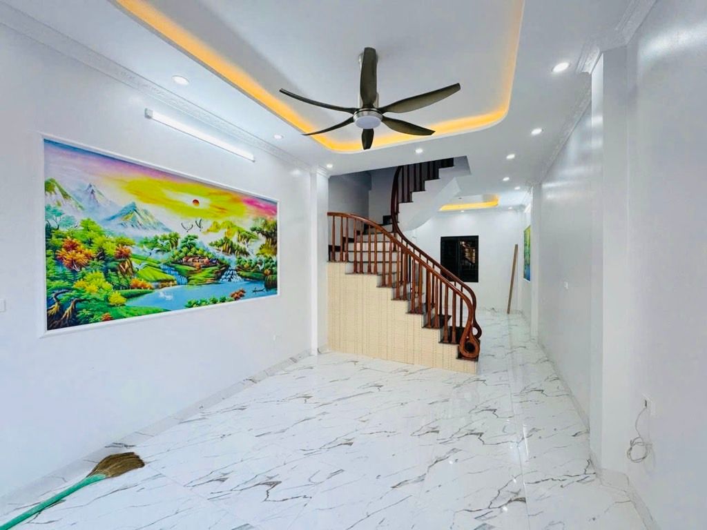 Bán nhà riêng Ngô Quyền_Hà đông_35m2_Hơn 9tỷ_Sân trước nhà thoáng vĩnh viễn_Hiếm!