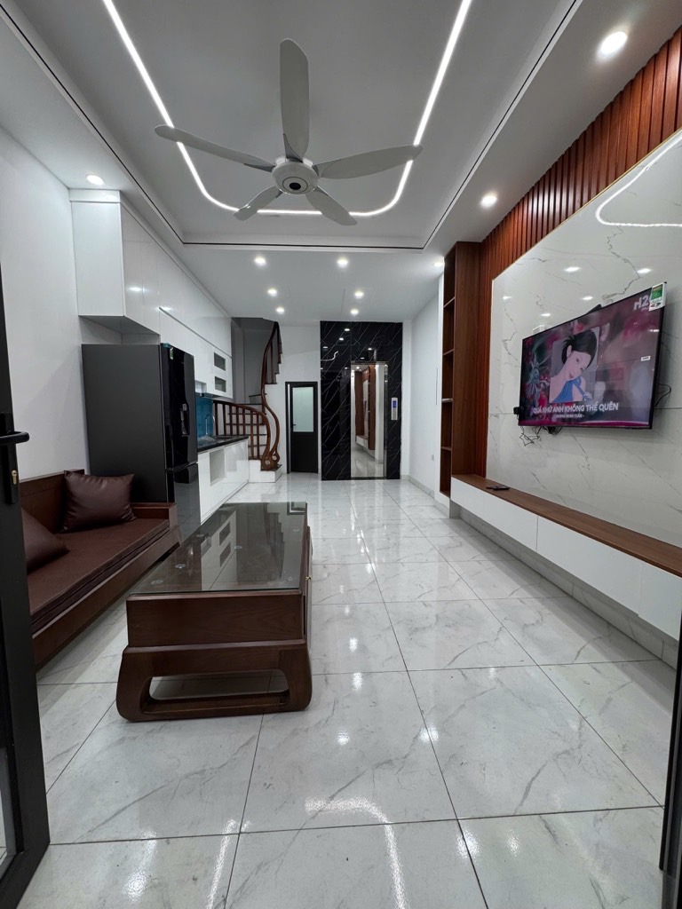 Bán nhà riêng Lê Trọng Tấn_Hà Đông_54m2_Chỉ hơn 11 Tỷ_Ôtô vào nhà_Thang máy!