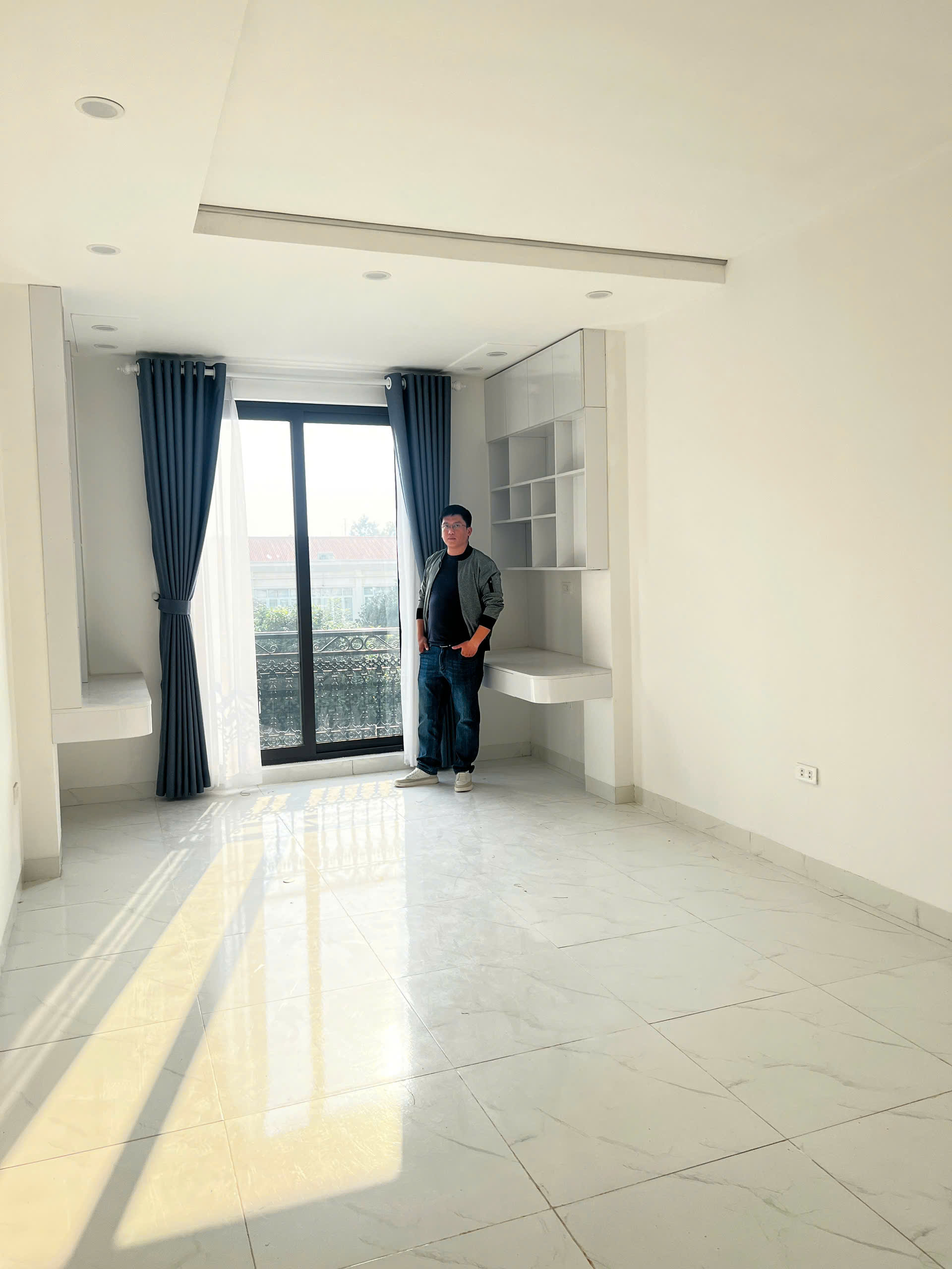 Bán nhà riêng Lê Trọng Tấn_Hà Đông_54m2_Chỉ hơn 11 Tỷ_Ôtô vào nhà_Thang máy!