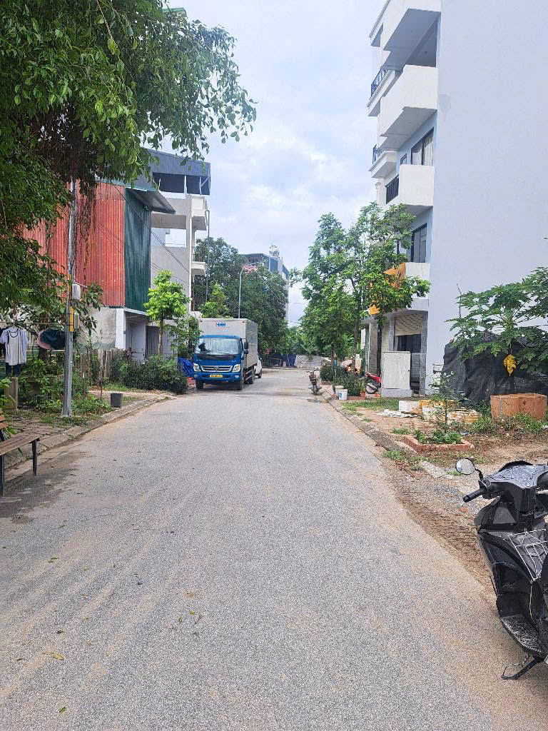 Bán đất dịch vụ Trại_Hà Đông_49m2_mặt đường 9m_Hơn 10 tỷ có thương lượng