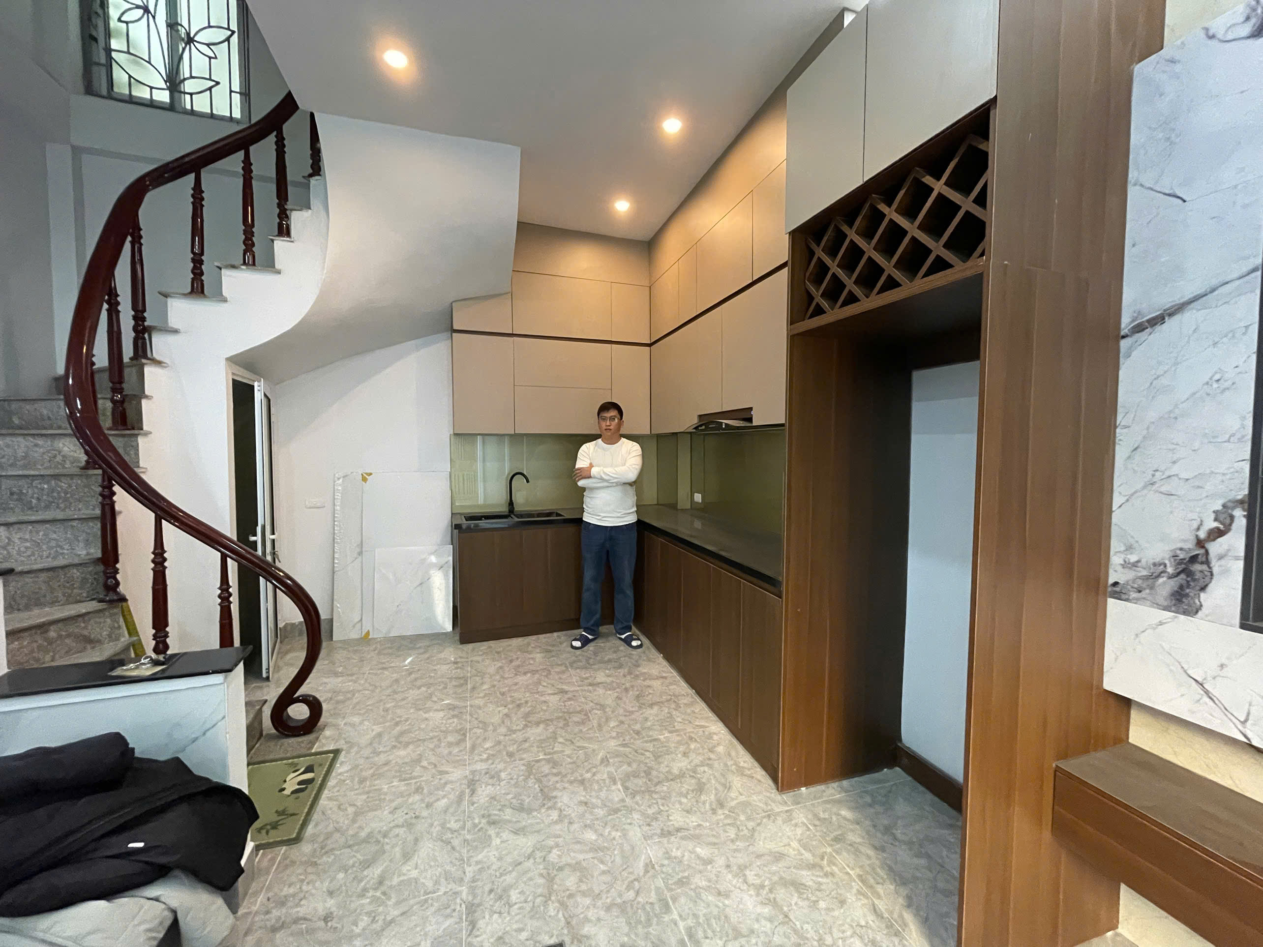 Bán nhà riêng Đa Sỹ_Hà Đông_5 tầng_ô tô đỗ cửa_Hơn 8 tỷ có thương lượng