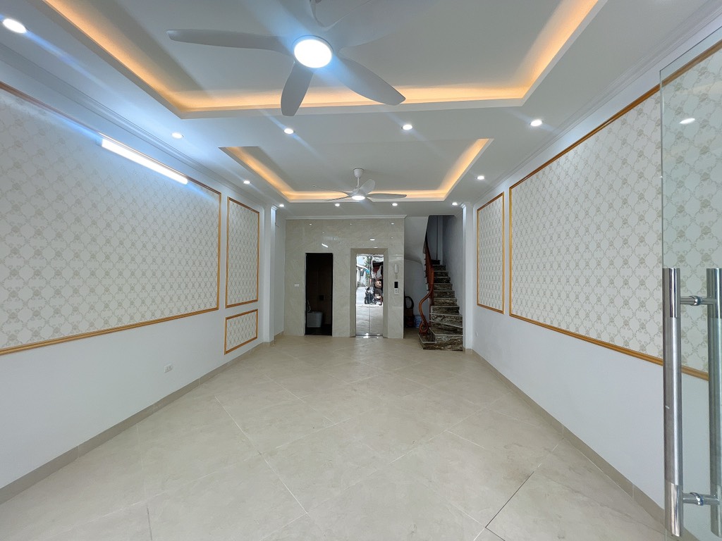 Bán nhà riêng Đại Mỗ_Nam Từ Liêm_45m2_5 tầng_Thang máy_Hơn 12 tỷ có thương lượng !