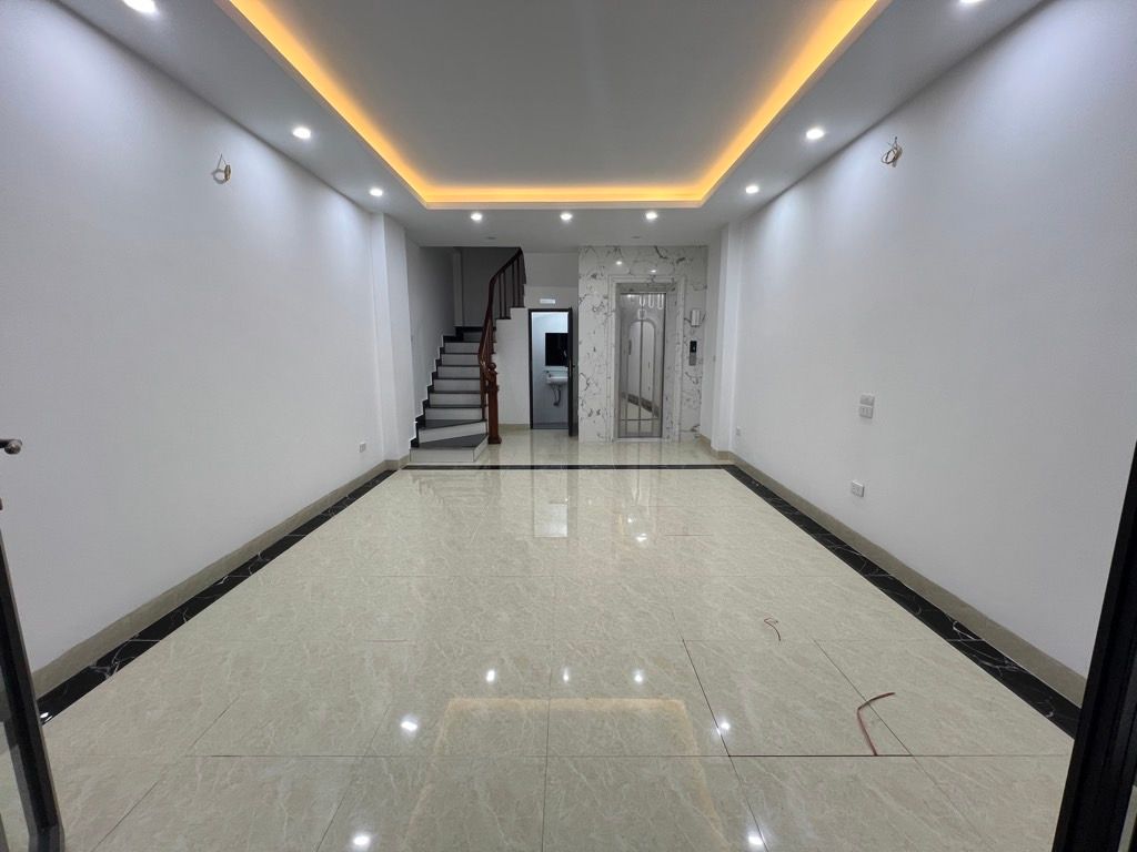 Bán nhà riêng Đại Mỗ_Nam Từ Liêm_5 Tầng_35m2_thang máy_Hơn 11 tỷ thương lượng