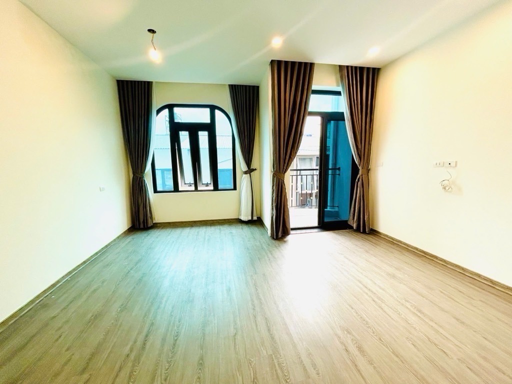 Bán nhà Tây Trà 35m2 x 5 tầng , giá 6 tỷ khu vực tện ích đầy đủ