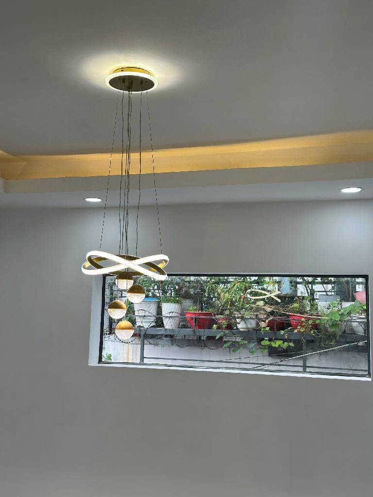 Nhà mới sạch đẹp vô ở ngay