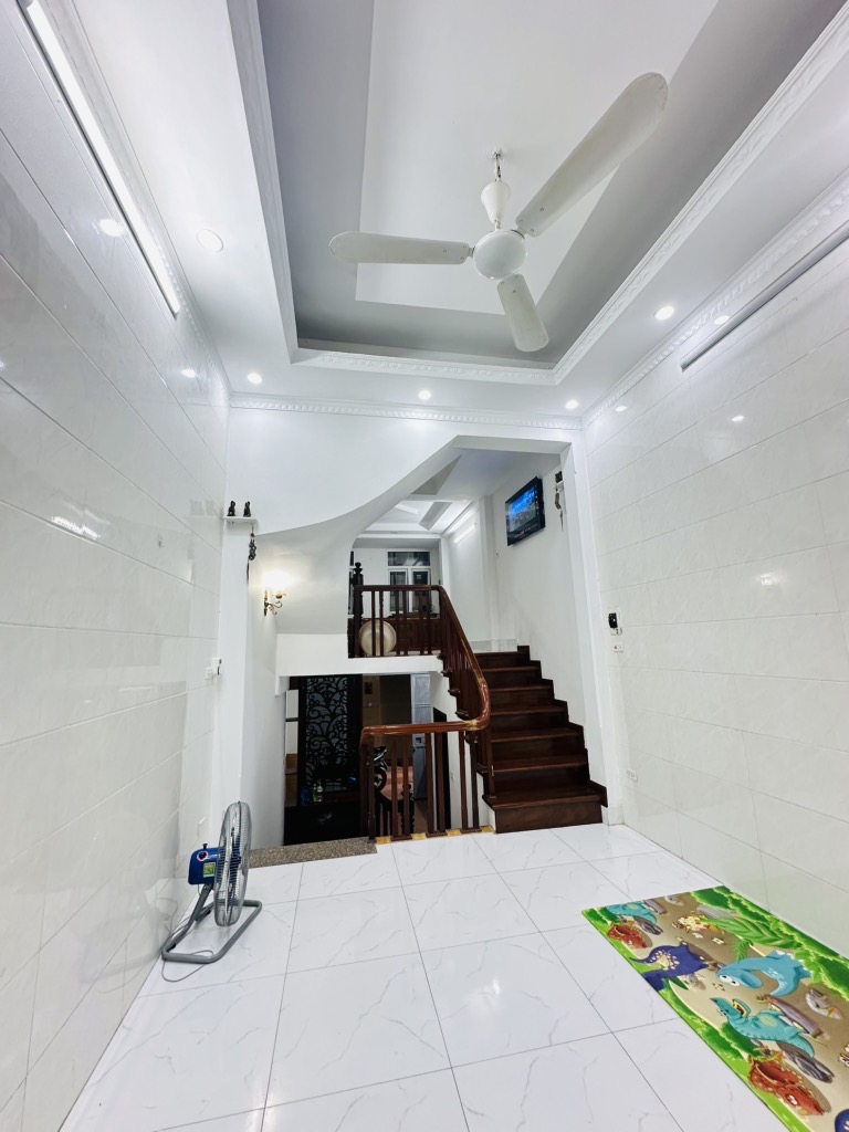 (NHÀ ĐẸP) NGUYỄN HOÀNG TÔN – TÂY HỒ – CHỈ 7,X TỶ