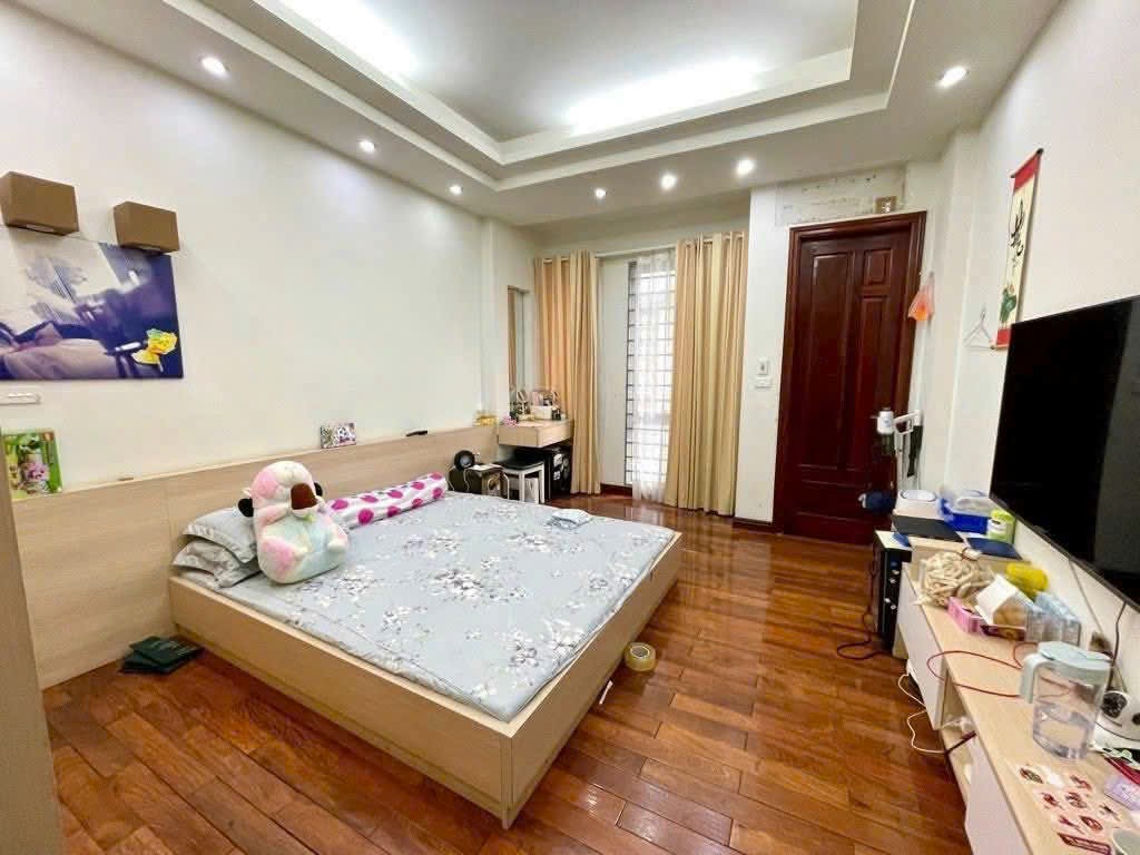 XUÂN ĐỈNH 5 TẦNG - LÔ GÓC- GẦN PHỐ HƠN 8 TỶ