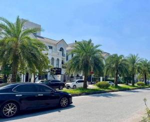 NHÀ ĐẸP 5 TẦNG Ở NGAY TRUNG TÂM VIỆT HƯNG - SÁT VINHOMES HAMORNY