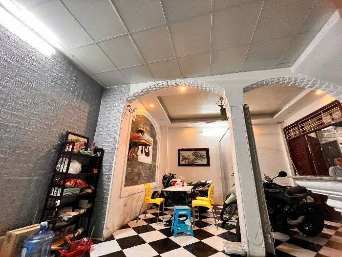 Bán nhà Trần Quý Cáp - Đống Đa 41m2 - 7,5tỷ