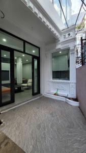 Bán nhà ở Nguyễn Thị Định