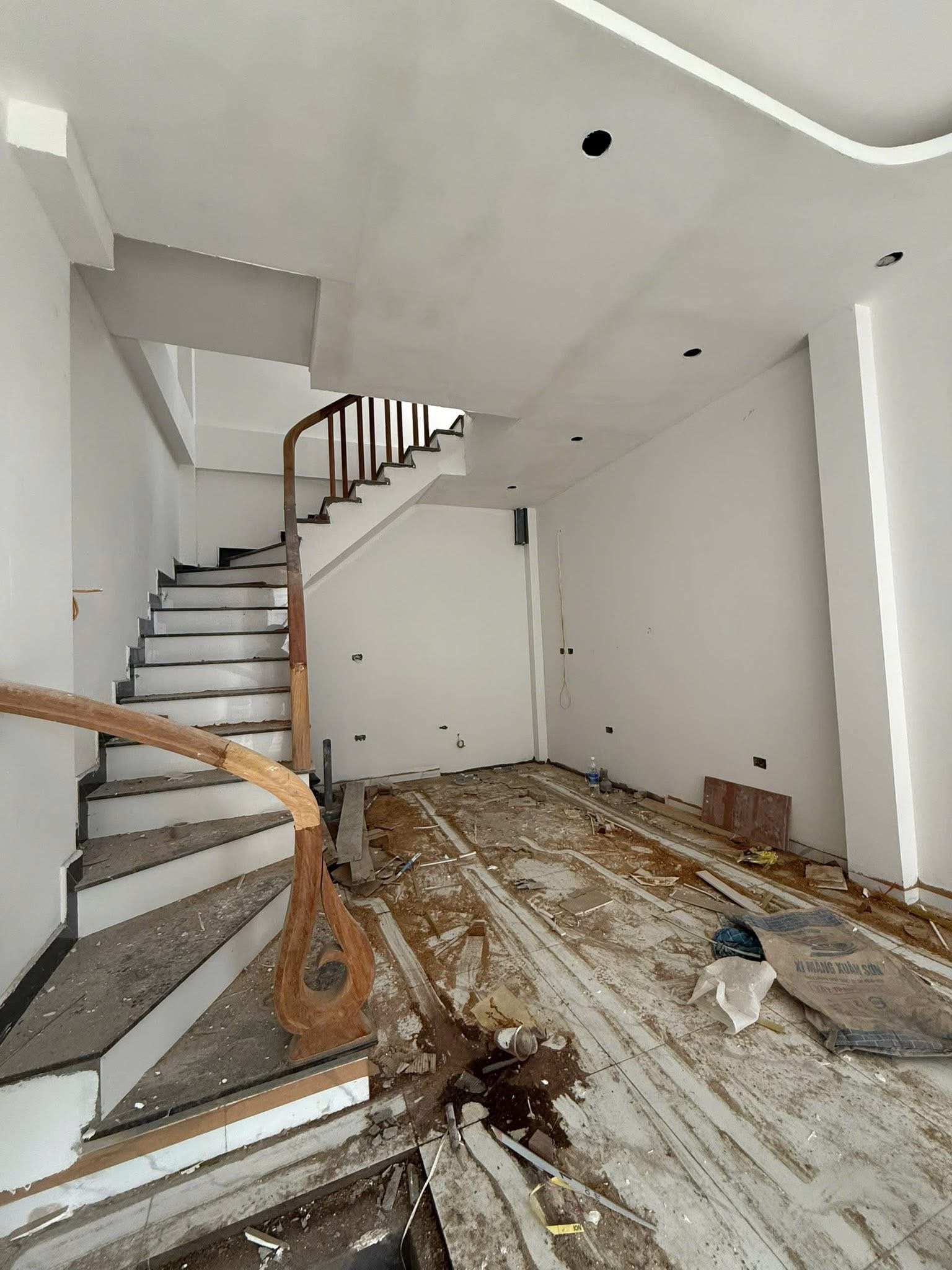 Hàng Nóng hổi Biên Giang, Phường Chương Mỹ